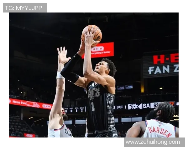 快船与马刺常规赛激战回顾球员表现与战术分析全景解读